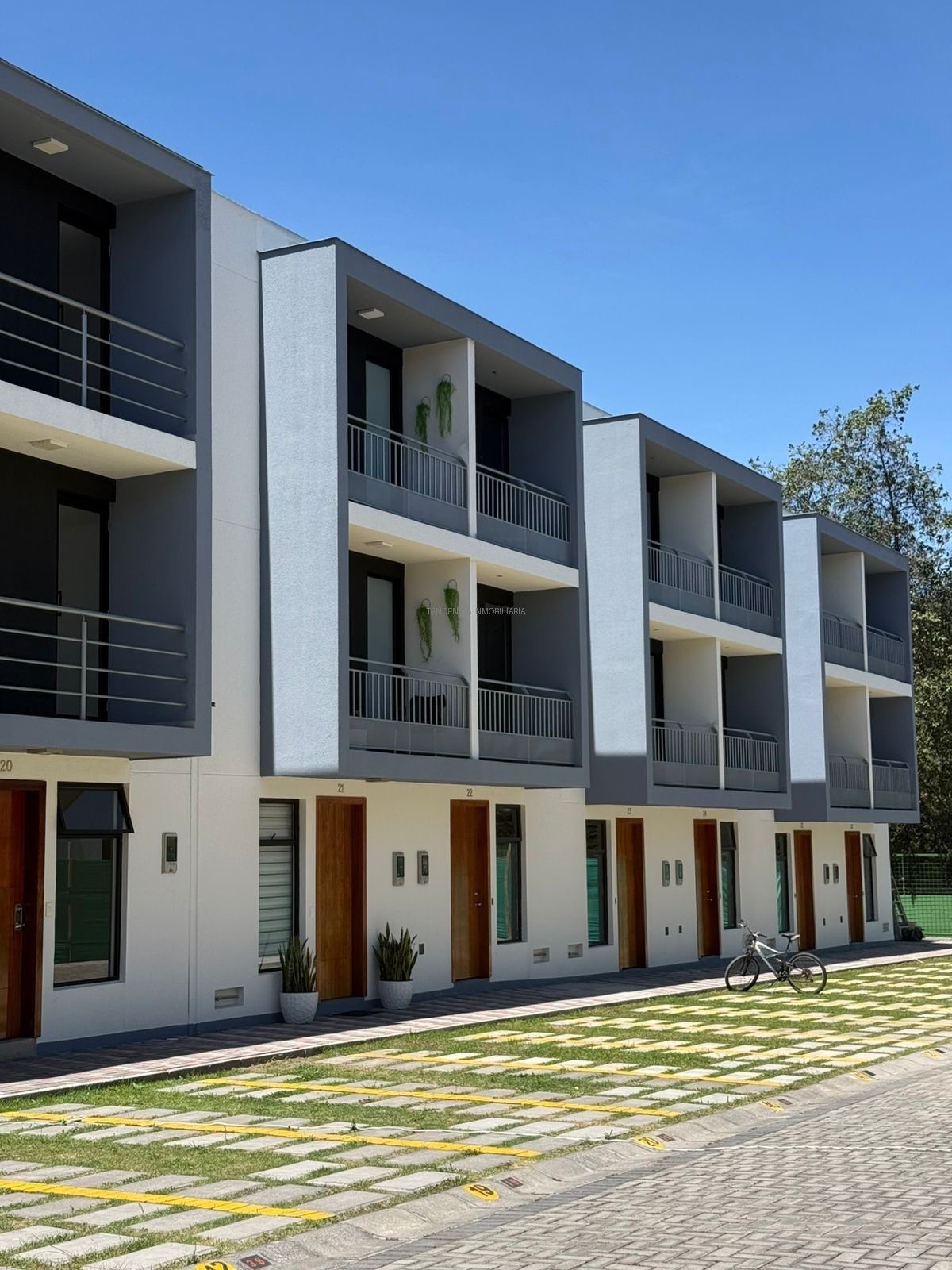 CASAS CRÉDITO MITI MITI SECTOR CONOCOTO